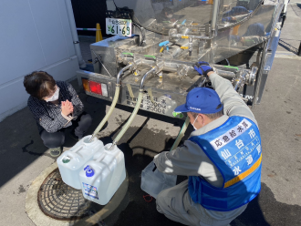 七尾市での応急給水活動の様子（令和6年2月13日）